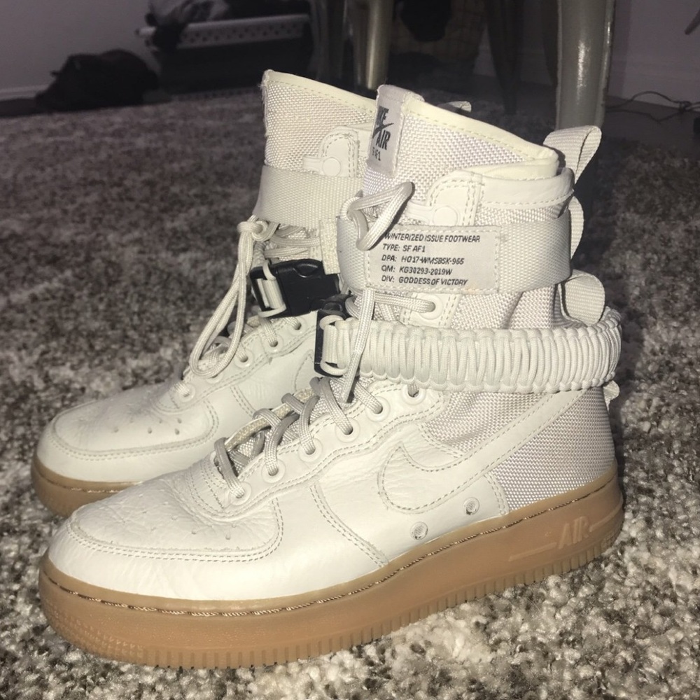 Nike SF’s